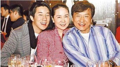 娱乐大爆料谢贤是谁呀视频,揭秘娱乐大爆料中的传奇巨星  第1张